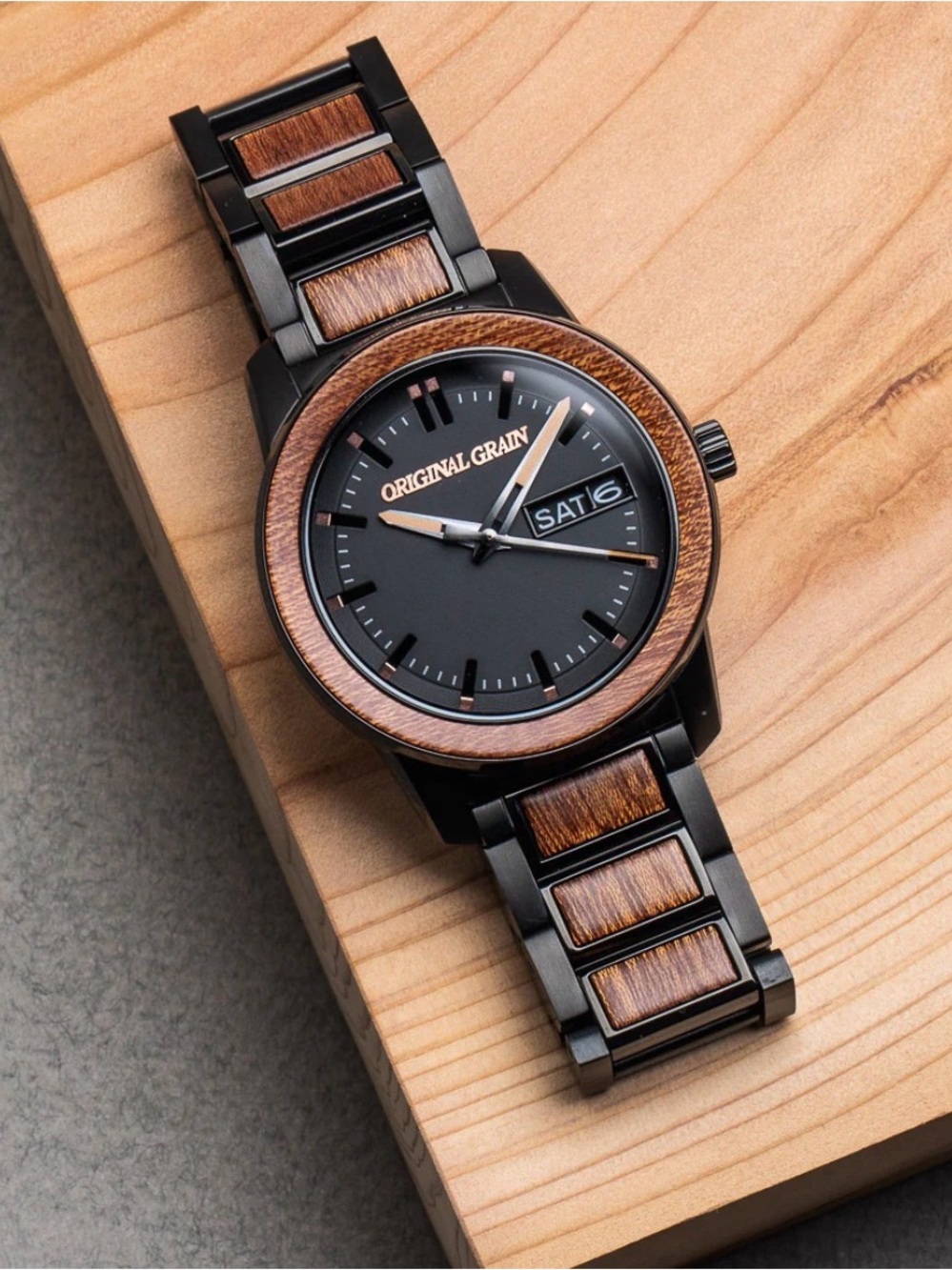 Original Grain Men's Black and Wood Accent Watch - Black/Brown